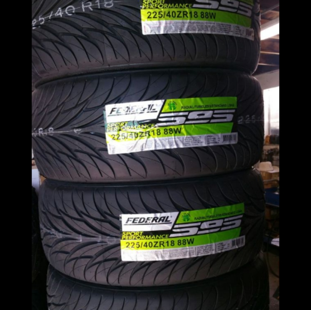 225 40 r 18